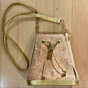 🌺*VTG* Mazzanita Italian-Made Metallic Gold Leather + Gold Flecked Cork Purse